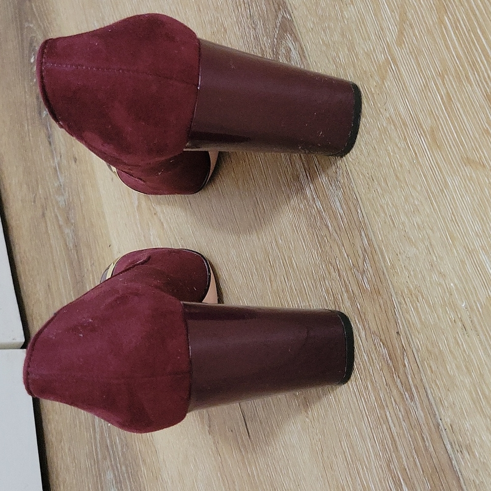 Shoes - Picture 3 of 3